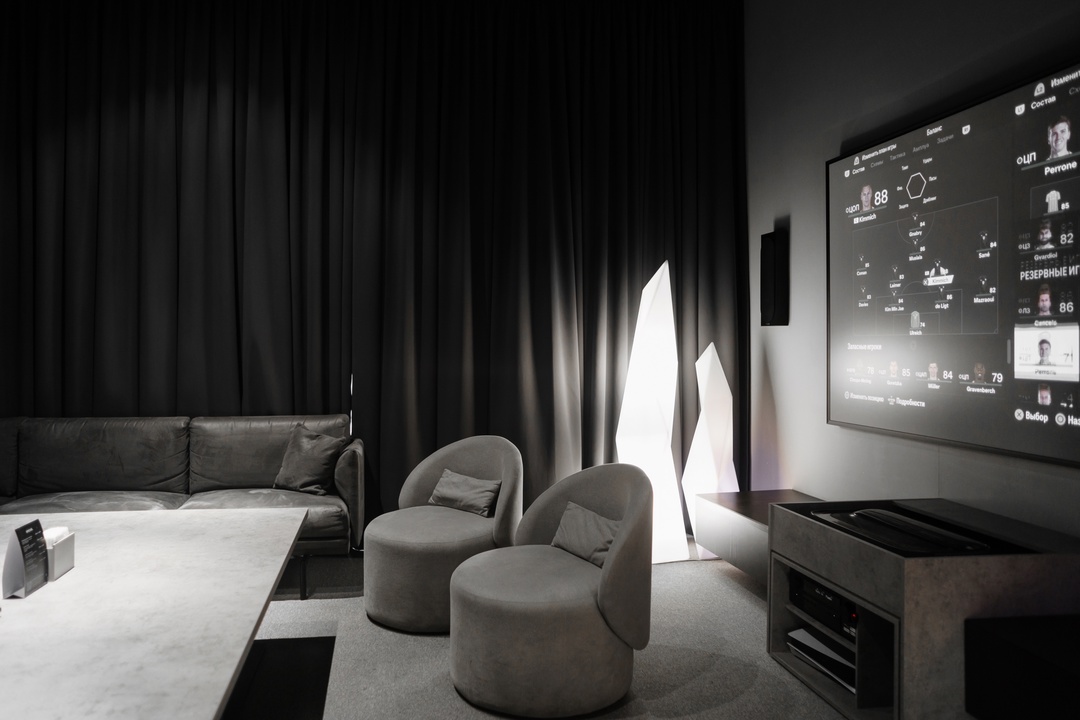 VIP ROOM — вип-комната 18+