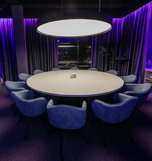 K-LOUNGE — конференц зал